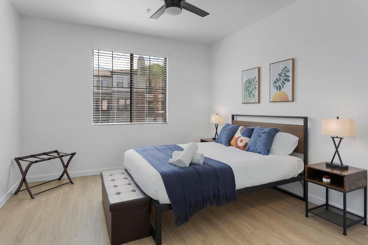 Cozysuites Glendale By The Stadium With Pool 03 Exterior foto